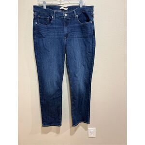 Levi’s Classic Straight Leg Jean Dark Blue Women’s Size 32